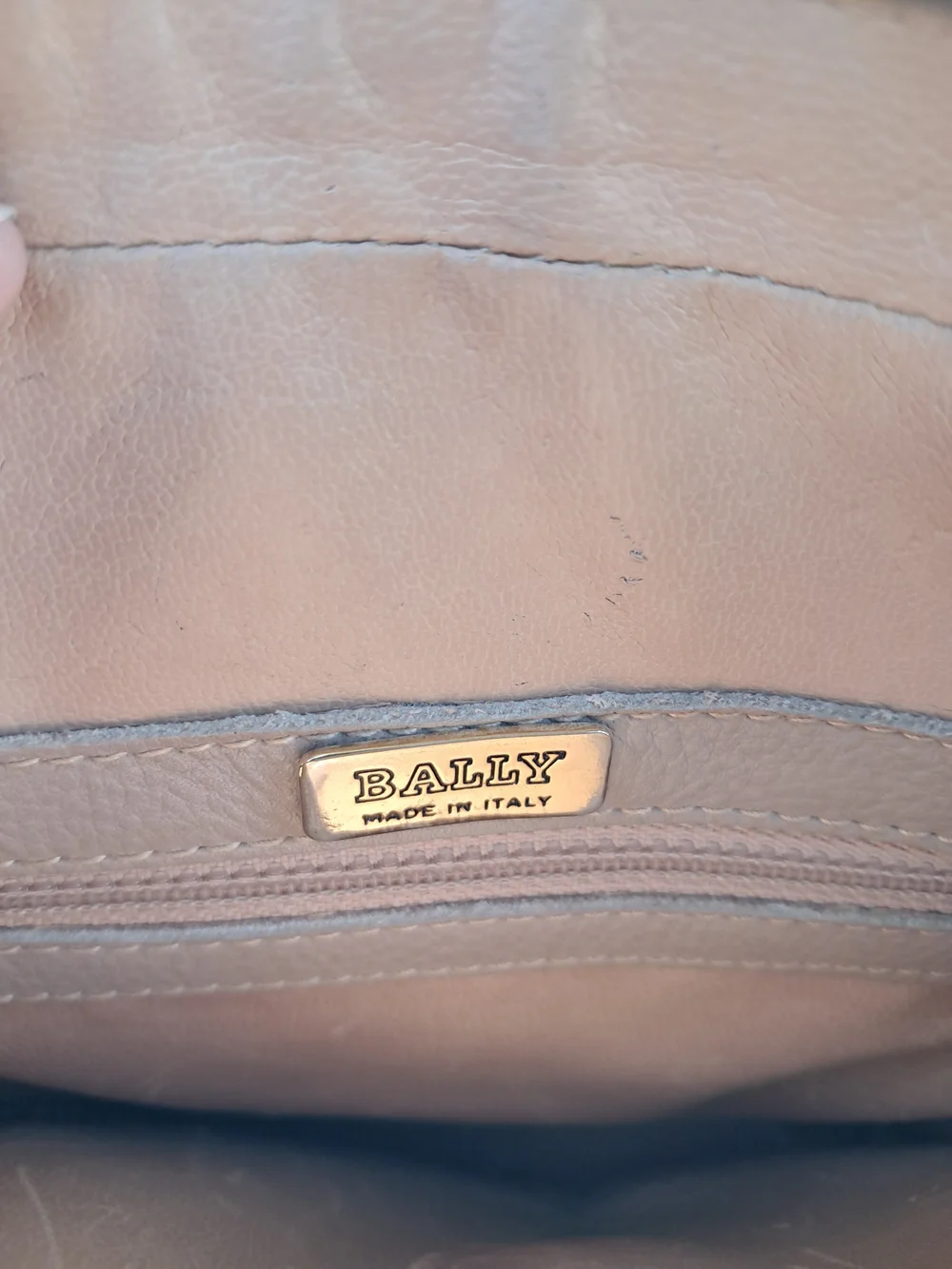 Vintage Bally Cream and Brown Pebbled Leather Crossbody Shoulder Bag